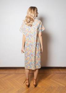 Robe kaftan en coton indien à imprimé floral faite à la main, légère, pour femmes, à porter en été - Product Image 4