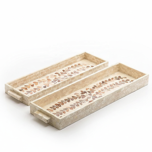 Nouveau plateau de rangement en bois pour chocolats, design floral, fait main, très tendance, idéal pour mariage, Ramadan, Aïd, plateau à chocolats de luxe - Product Image 3