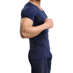 Camiseta de Poliéster de Manga Corta para Hombre, Cuello Redondo, Corte Ajustado, Secado Rápido, Color Azul Marino, Estilo Casual, Marca INDEX APPAREL - Product Image 4