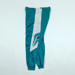 Conjunto Deportivo Personalizado para Hombre y Mujer, Chaqueta Holgada con Cremallera y Capucha, Pantalones Deportivos, Cortavientos, Logotipo Reflectante, Estilo Casual, Color Sólido, Algodón Orgánico - Product Image 3