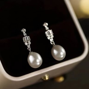 Pendientes Colgantes de Perlas de Agua Dulce en Forma de Arroz de 9-10 mm, Diseño Versátil, Pequeño, Fresco y Simple con Ligeras Imperfecciones - Product Image 2