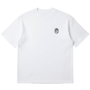 T-shirt blanc à manches courtes pour homme, logo minimaliste sur la poitrine, col rond en coton, style décontracté pour tous les jours, style streetwear, vente en gros, usine OEM - Product Image 1