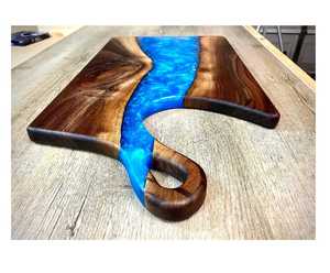 Tabla de cortar de lujo grande de resina y madera de acacia con diseño de olas azules, bandeja de servir de epoxi, tabla de quesos y charcutería, venta al por mayor - Product Image 1