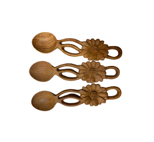 Cuillère en bois sculptée à la main en forme de feuille d'arbre, cadeau pour toutes les occasions, décoration de cuisine, table à manger, fête, multifonctionnelle pour manger, boire, mélanger - Product Image 3