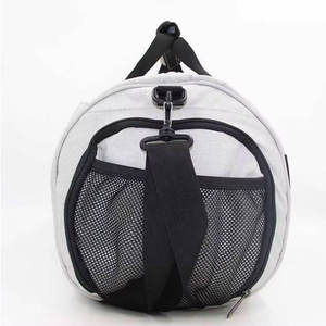 Sac de voyage multifonctionnel Jazo Industries pour le sport, fabriqué en tissu de coton imperméable de haute qualité, grande capacité 30-40L, facile à transporter - Product Image 4