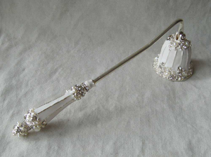 Extincteur de bougie vintage en alliage de zinc argenté gris foncé en laiton antique avec époxy et strass faits à la main - Product Image 3