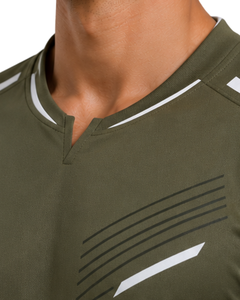 T-shirt de sport vert olive pour homme, manches courtes, séchage rapide, respirant, personnalisable, pour entraînement et gym - Product Image 6