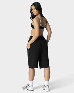 Shorts Bermuda Femme en Coton Premium 100% avec Impression Haute Densité, Logo Personnalisé, Respirants, Noirs, avec Passepoil - Product Image 2