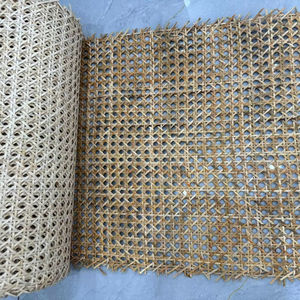 Rollo de Mimbre de Bambú Natural de 15 Metros para Decoración Interior y Exterior de Vietnam - Product Image 1