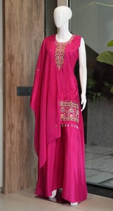 Kurti para Mujer de Alta Demanda para Bodas y Festividades, Disponible a Precio de Mayoreo de Proveedor Indio - Product Image 4