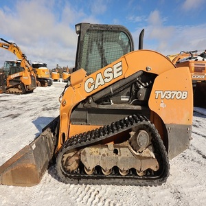 Chargeuse compacte sur chenilles CASE à haute efficacité avec godet frontal pour la construction agricole - Product Image 1