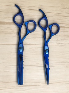 High Quality Coated Hairdressing Scissors <b>Set</b> for Professional Cutting and Thinning <b>Barber</b> and Salon Hair Styling Tools - Product Image 3