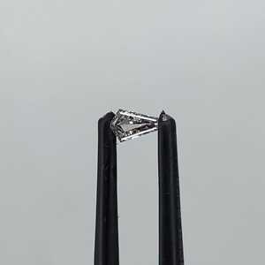 Diamante Cultivado en Laboratorio de 0.23 CT, 5.8x3.4mm, Corte Escudo, Corte Único, Certificado IGI, para Colgante - Product Image 6