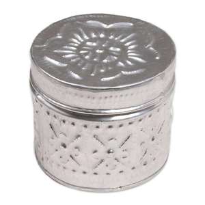 Bougies votives modernes en métal faites à la main pour la maison, les bars, les mariages, Pâques, Halloween, le Ramadan, le Nouvel An - Accent de fleurs séchées - Product Image 1