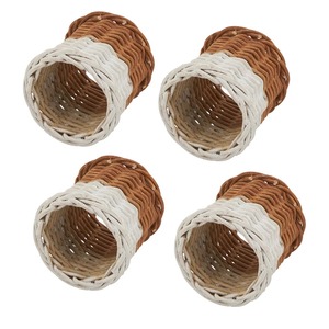 Anneaux de serviette en rotin bicolore, adaptés à la mise en place de services de traiteur et à l'agencement des tables de banquet, fabriqués à la main en Inde - Product Image 3