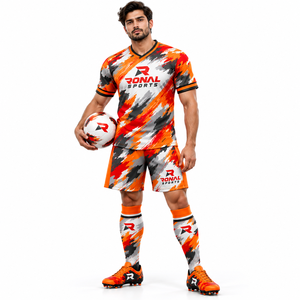 Ensemble de maillots de football personnalisés en gros, nouveaux designs, maillots de football pour hommes, maillots de football en polyester à séchage rapide, pas cher - Product Image 3