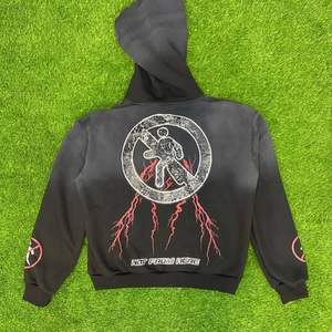 Conjunto Deportivo Personalizado con Logotipo para Hombre, Chaqueta Deportiva Transpirable de Nailon con Franjas Laterales Reflectantes, Conjunto Deportivo de Nailon Transpirable - Product Image 1