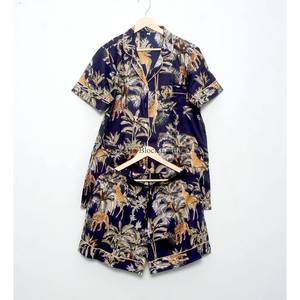 Conjunto de Pijama de Algodón 100% Puro, Elegante y Clásico para la Vida Diaria y Vacaciones de Verano, con Estampado, Cierre con Cordón, Pantalones Cortos Tipo Canguro y Bolsillos - Product Image 6