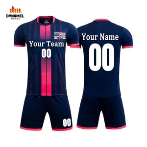 Ensemble de maillots de football personnalisés DYNAMEL WEARS, manches courtes, col rond, séchage rapide, uniforme de football à rayures pour hommes - Product Image 1
