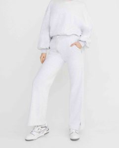 Sweat-shirt blanc à col rond pour femme, manches longues, couleur unie, coupe décontractée, 100% coton, poids moyen, respirant, idéal pour l'automne - Product Image 2