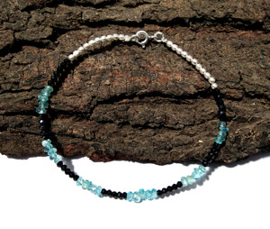Natural Black Spinel & Apatite Bracelet, Handmade Gemstone Bracelets, Minimalist Crystal Bracelet Gemstone Adjustable Bracelet - Product Image 3