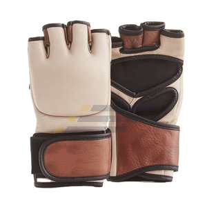 Guantes de Grappling MMA Profesionales de Medio Dedo, Color Negro, de Cuero, para Competencia de MMA, con Logotipo Personalizado, Más Vendidos - Product Image 2