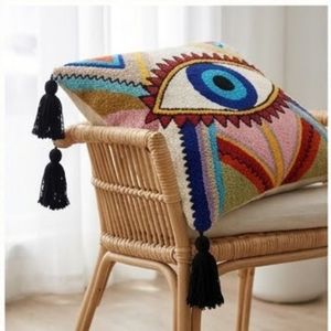 Coussin rectangulaire tissé bohème 100% coton écologique, couleur personnalisable, avec pompons, vente en gros - Product Image 3