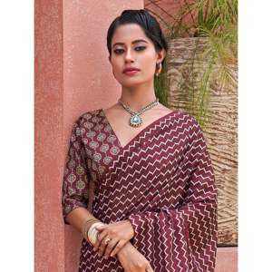 Astonishing Wine Digital Printed Crepe Traditional <b>Saree</b> With <b>Blouse</b> - Product Image 3