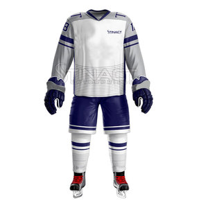 Ensemble maillot et pantalon de hockey sur glace fabriqué au Pakistan, conçu avec un tissu de qualité professionnelle offrant respirabilité et confort - Product Image 4