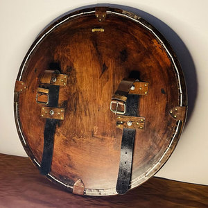 Escudo Vikingo Auténtico de Madera, Estilo Nórdico, Hecho a Mano, Duradero, para Exhibición y Accesorios de Disfraces - Product Image 2