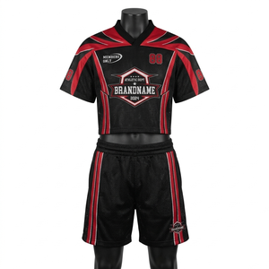 Conjunto de pantalones cortos de malla ligera de alta calidad, 180 GSM, con panel de rayas deportivas negras, estampado vintage y diseño de logotipo personalizado para hombre. - Product Image 3