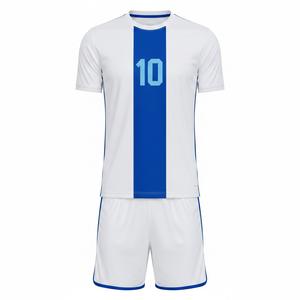 Tenue de football personnalisée OEM par sublimation pour hommes – Ensemble maillot et short de football respirant avec impression nom et numéro, idéal pour les équipes - Product Image 1
