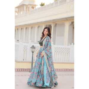 Soie russe avec impression numérique Lehenga Choli - Product Image 1