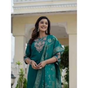 Ensemble élégant Kurti, pantalon et dupatta pour femmes - Product Image 4