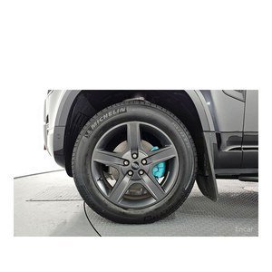 Land Rover Defender 110 P300 X-Dynamic SE 2024, 9,239 km, con Caja de Cambios Automática, Volante a la Izquierda y Cámara Trasera - Product Image 5