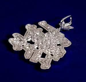 Iced Out Point Life Pendant with Green Moissanite and Rope Chain for Men - Product Image 5