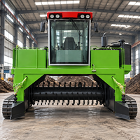 Retourneur de compost automoteur sur chenilles pour la transformation des paillis de poulet et de fumier de vache