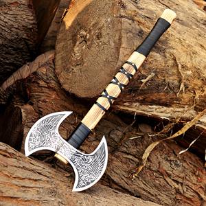Hacha Vikinga de Doble Hoja Forjada a Mano – Cabeza de Acero al Carbono Grabada con Ácido, Mango de Madera de Fresno Sólido con Funda de Cuero, Hachas OEM Personalizadas - Product Image 5
