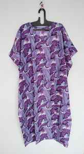 Robe kaftan en coton à feuilles violettes faite à la main en Inde, mode bohème pour femmes - Product Image 6