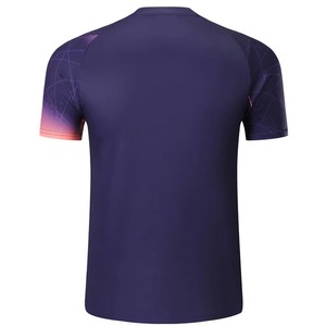 Camiseta Deportiva Personalizada para Hombre, con Diseño Geométrico en Negro y Rosa Neón, Sublimada, Informal, Tejida, Transpirable, de Secado Rápido, de Poliéster, para Fitness y Running - Product Image 2