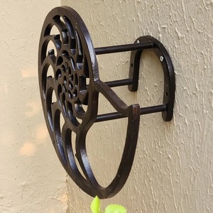 Decorative <b>Wall</b> <b>Mount</b> Garden <b>Hose</b> Holder Metal <b>Hose</b> Hanger Heavy Duty Outdoor Water Pipe Organizer Patio Lawn Yard Storage Rack - Product Image 2