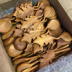 Collection de fourchettes en plastique écologiques et durables, vaisselle naturelle fabriquée au Vietnam pour le marché mondial - Product Image 1