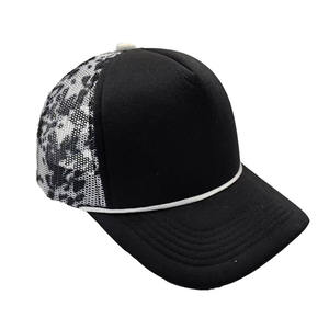 Gorra Trucker de Malla al por Mayor, Calidad Superior, Diseño Personalizado con Logotipo Elegante - Product Image 1