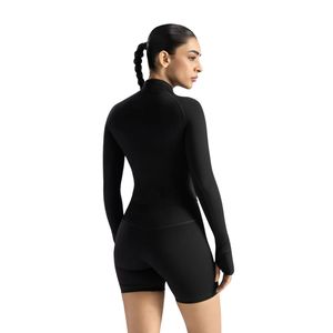 Veste courte sculptante noire pour femme, entièrement zippée, col montant, manches longues, ajustée, extensible, haut de sport avec empiècements pour les pouces - Product Image 3