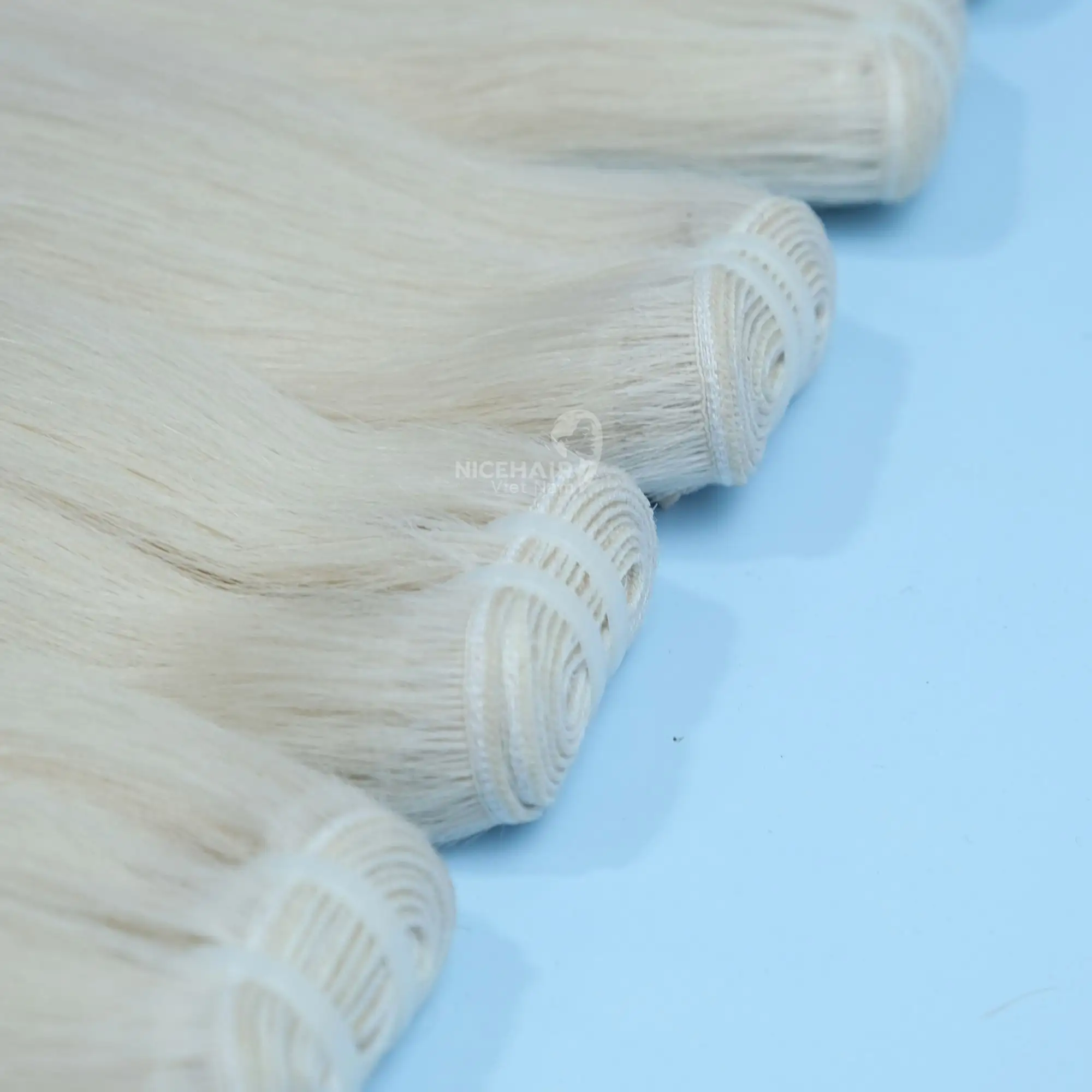 New Design Machine Weft Hair Brown Color Natural Wavy Style Various Length Options 100% human hair Made In Vietnam