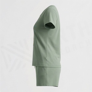 Conjunto de 2 piezas para mujer, camiseta de manga corta y pantalones cortos con estampado de búho de dibujos animados, ropa informal de primavera y verano, cuello redondo, por encima de la rodilla, corte regular - Product Image 3