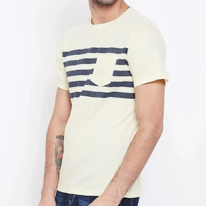 T-shirt pour homme de haute qualité fabriqué au Pakistan, col rond, manches courtes, tissu en coton, vêtements décontractés, design tendance, vente en gros OEM - Product Image 2