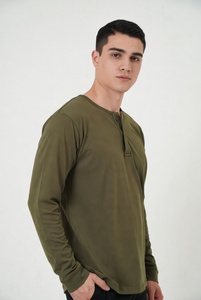 เสื้อเชิ้ตแขนยาวผู้ชาย สีเขียวมะกอก ทรงปกติ ใส่สบายๆ สำหรับกิจกรรมกลางแจ้ง - Product Image 3