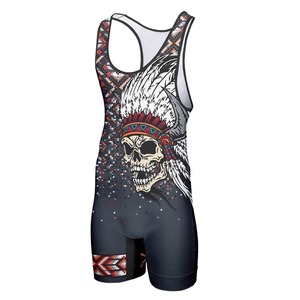 Singlet ajustado de MMA para hombre con estampado tribal de calavera, de spandex y poliéster de secado rápido, ropa deportiva de una pieza para adultos. - Product Image 1