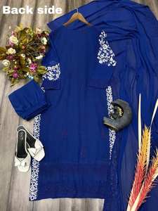 Conjunto de Kurta/Kuri con Bordado de Diseño Moderno y Dupatta, Hermoso Vestido Tradicional para Fiestas, Elegante Color Azul Flor - Product Image 2